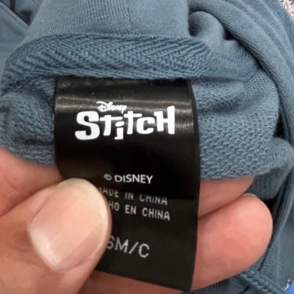 NWT Disney Stitch Hoodie Mens Small Slate Grey Experiment 626 Lightning Graphic - Picture 5 of 11
